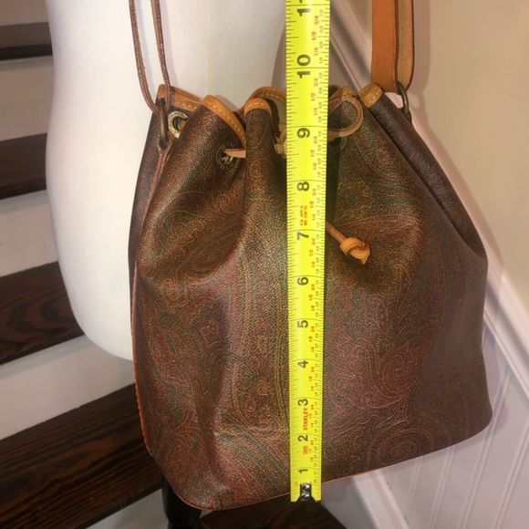 ETRO Milano Red Paisley Vachetta Leather Drawstring Bucket Shoulder Bag - Picture 13 of 16
